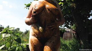 I Scat and Huge Cucumber Fucks Me - Visit BizarroPornos.Com