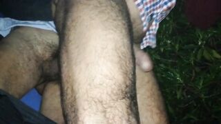 Mature married fucks me in the field maduro  casado me folla