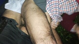 Mature married fucks me in the field maduro  casado me folla