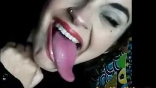 LONG TONGUE BEAUTY SHOWS OFF LONGEST TONGUE AND WIDE THROAT